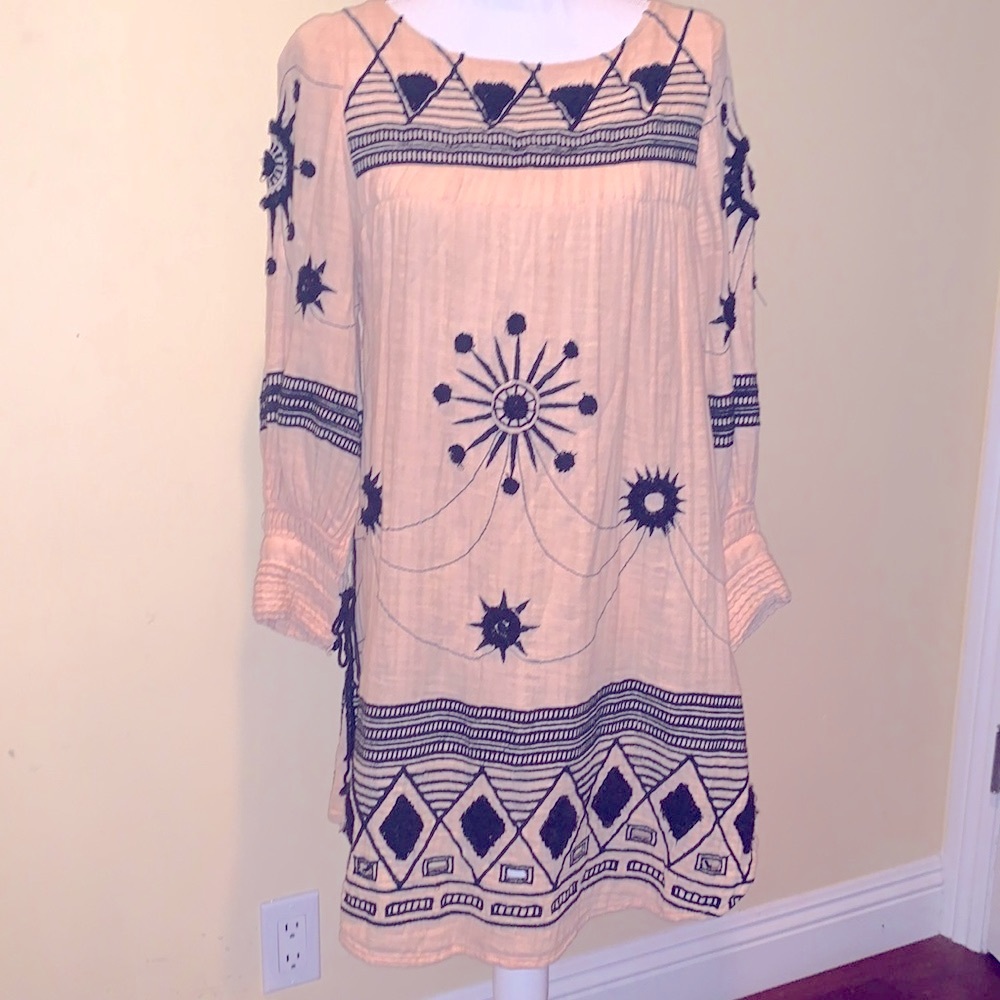FREE PEOPLE NEW ROMANTICS Embroidered Dress Tan Renaissance Artsy Bohochic